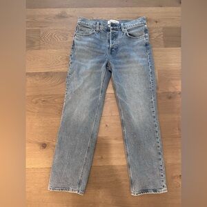 Aritzia denim forum low rise  arlo jeans. Size 28.perfect condition